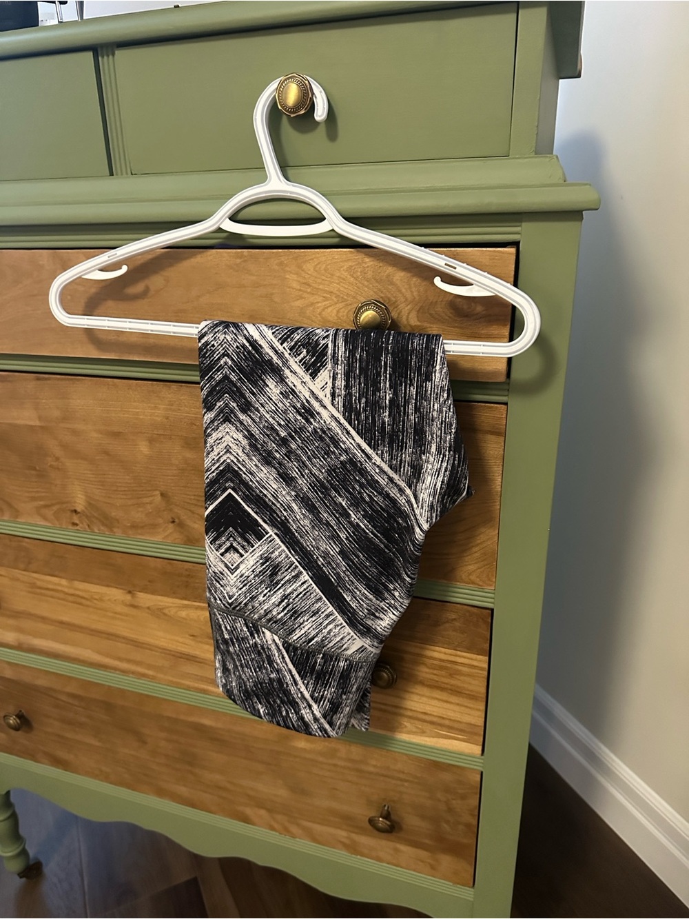 lululemon athletica Black & White Geometric Bike Shorts